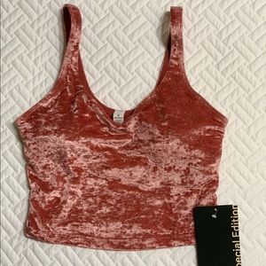 🍋 align tank top velvet limited edition.